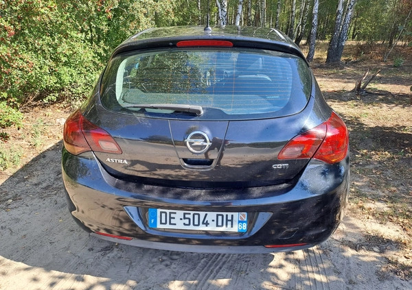 Opel Astra cena 20800 przebieg: 182230, rok produkcji 2012 z Tuliszków małe 67